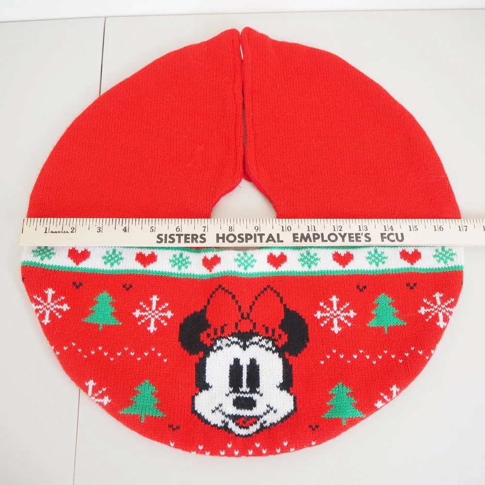 Disney Holiday Minnie Mouse Small Knit Tree‎ Skirt 17